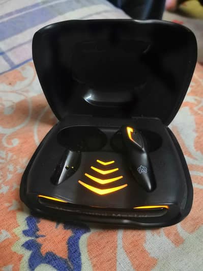 Audionic Battlebuds (only right side) like new