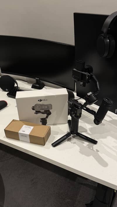 DJI rs4 with Handgrip