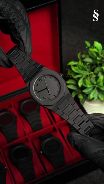 black Arabic oura watch ⌚