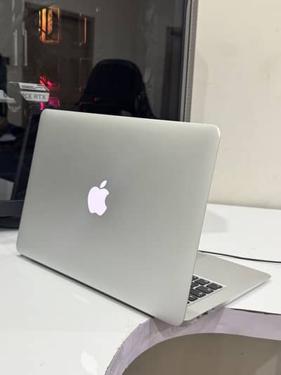 Macbook Air 2017 13”