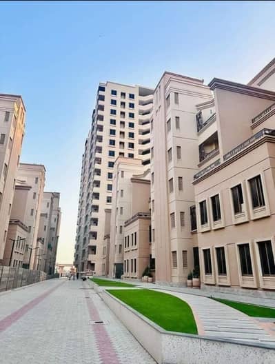 2 BED LOUNGE FOR SALE