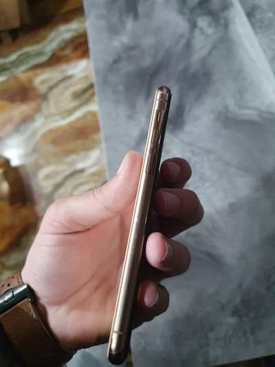 iphone 11 pro 64 gb pta