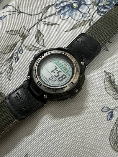 Casio Compass 5 alarms world time Watch