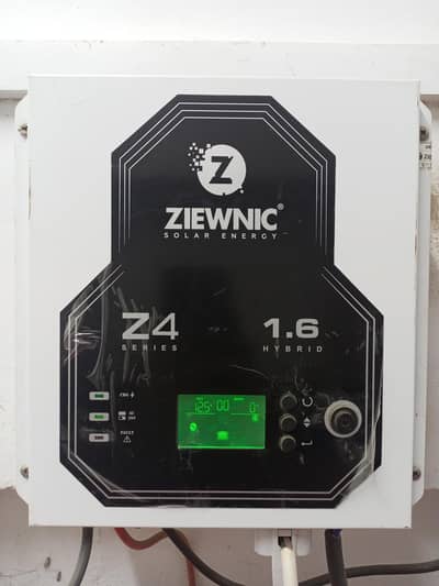 Zewnic 1.6 KW Solar Inverter