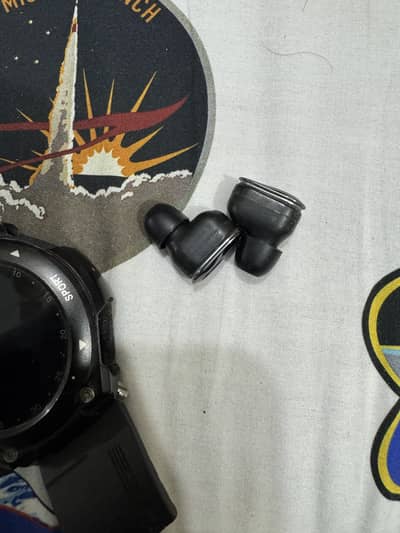 T92 smart watch with AirPods