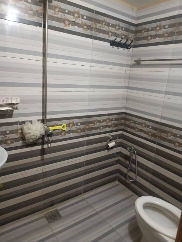 10 Marla Ground Portion With All Basic Necessities 4