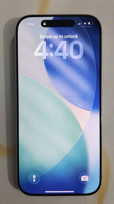 iPhone 17 ( Factory Unlocked- 256 GB)