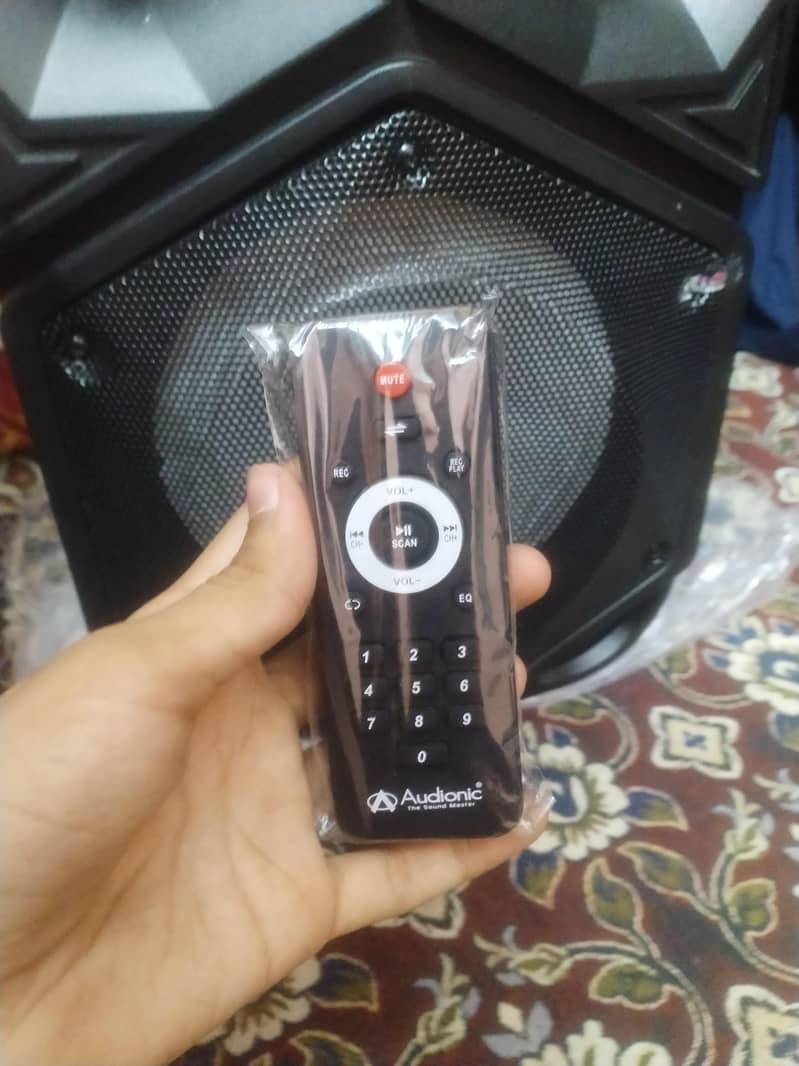 Audionic BT Speaker 8