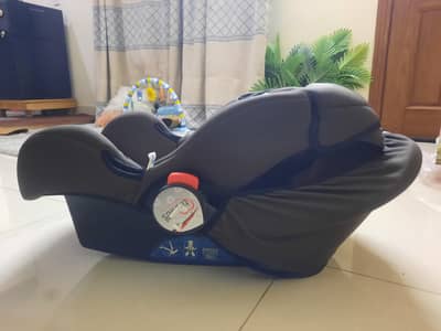 Carry Cot and car seat