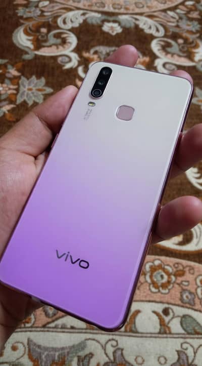 VIVO Y17 8/256