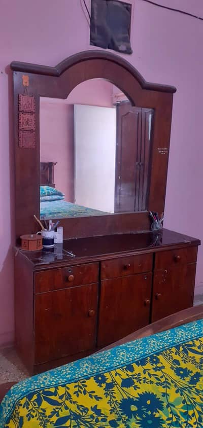 Dressing Table | Best Quality wood | Urgent sale