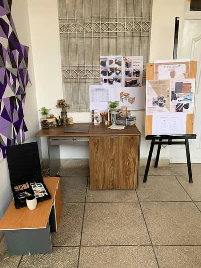 Modern Study Desk- Strong and Spacious