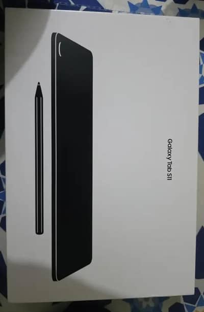 Samsung galaxy Tab S11 12/128 GB 10/10 condition with keyboard