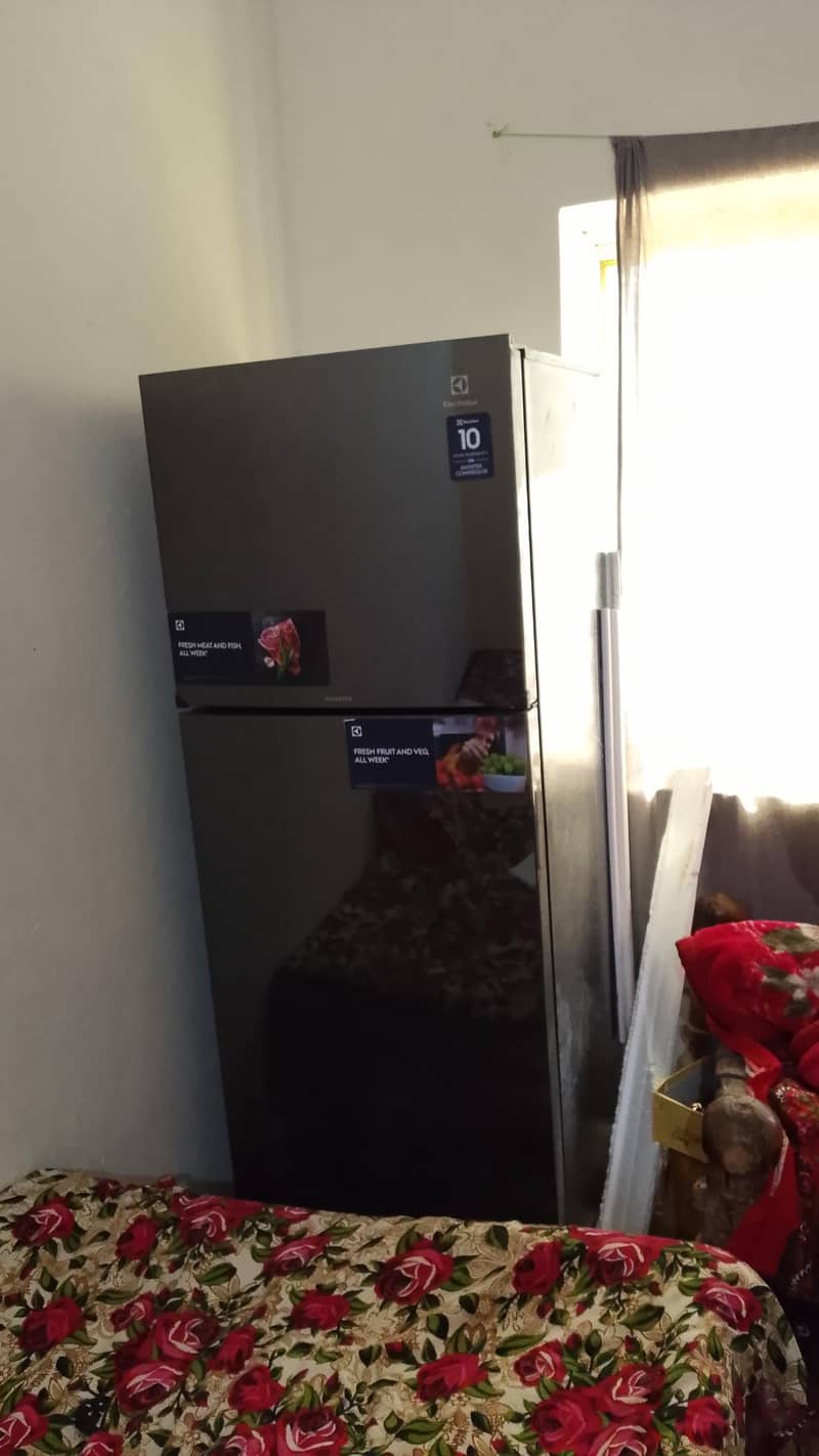 Refrigerator 2