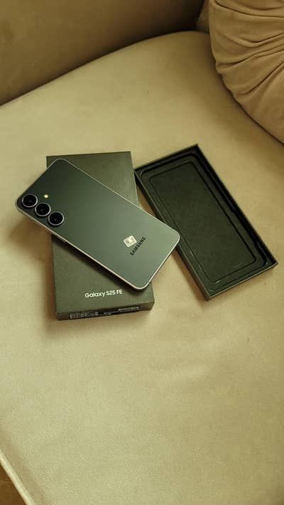 Samsung Galaxy S25 FE 8GB RAM (Brand New / Box open)