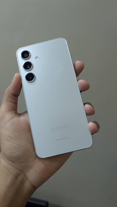 Samsung S24 8/128 Approved