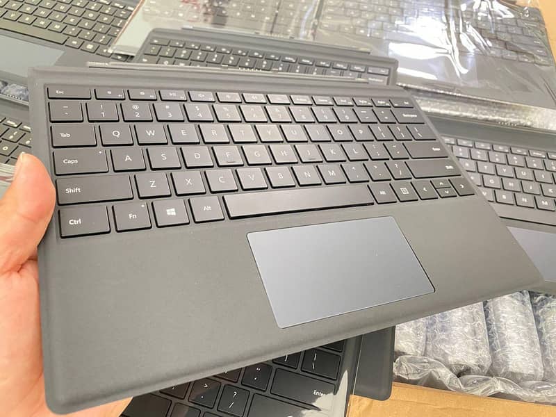 surface 4 pro keyboard avaliable 2