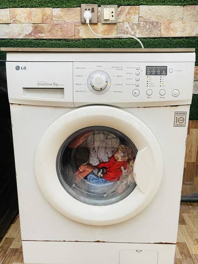 LG Front Load Washing Machine 5KG – Good Condition