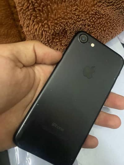 Iphone 7 PTA