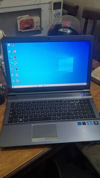 Samsung Laptop Core i7  6 Generation 512 Gb Memory 8 Gp Rom