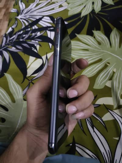 IPHONE XSMAX 256 PTA APPROVE