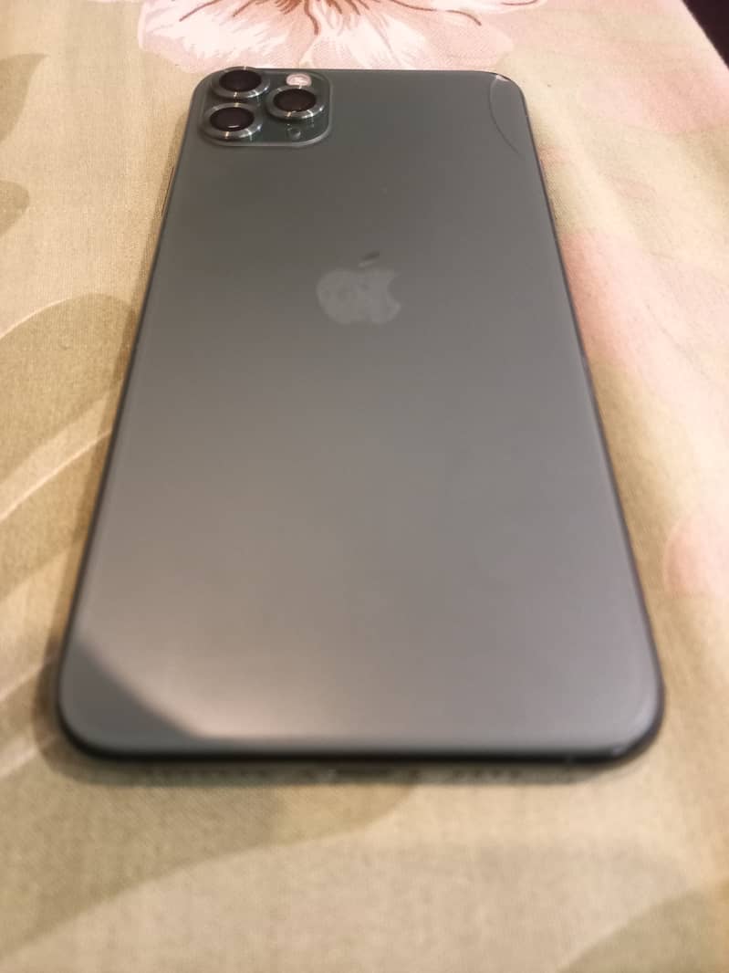 Iphone 11 pro max 4