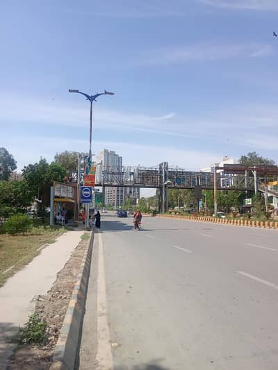 pechs block 2 3000 feet 7 rooms 6 bathroom work 24 7