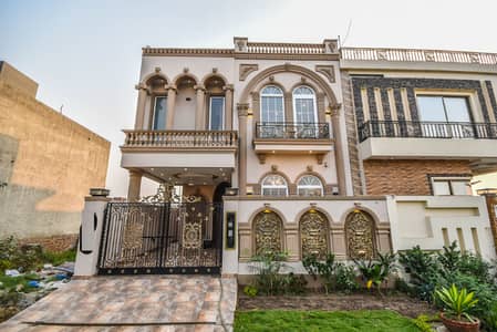 5 MARLA UPPER PORTION AVAILABLE FOR RENT