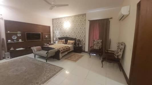 2 Kanal 5 Marla Old House Near Qarshi Road Gulberg