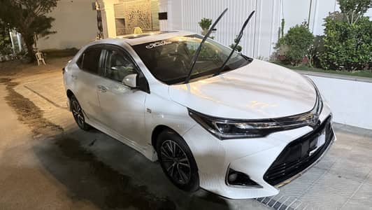 Toyota corolla grande 2021  beige interior