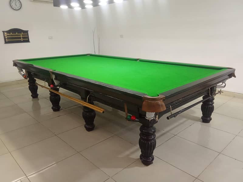 Snooker Table 0