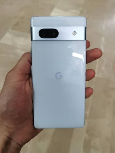 Google Pixel 7a.