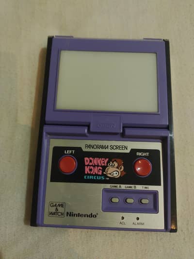 (Rare) Nintendo Donkey Kong Game & Watch handheld (model MK-96)