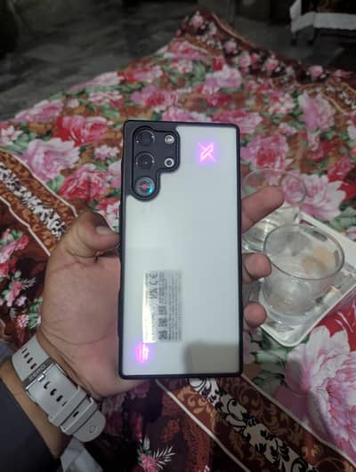 Red magic 10 pro for sale 10 10 condition box and original charger