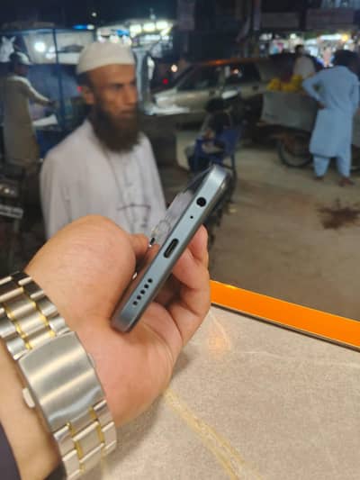 new mobile one day use 8gb  ram    256rom vivo y19s