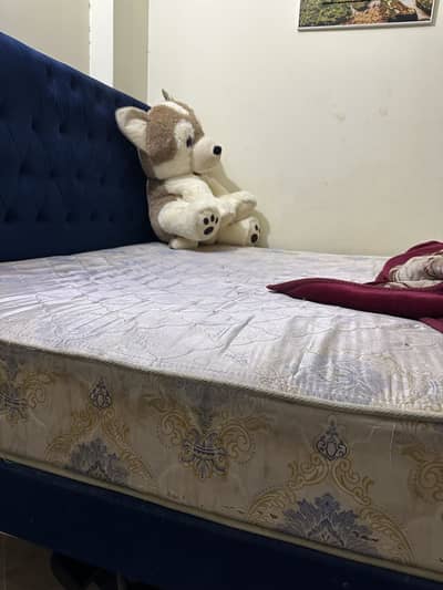 Bed & spring mattress for sale