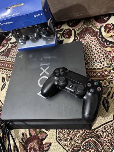 PS4 1 TB slim Special edition