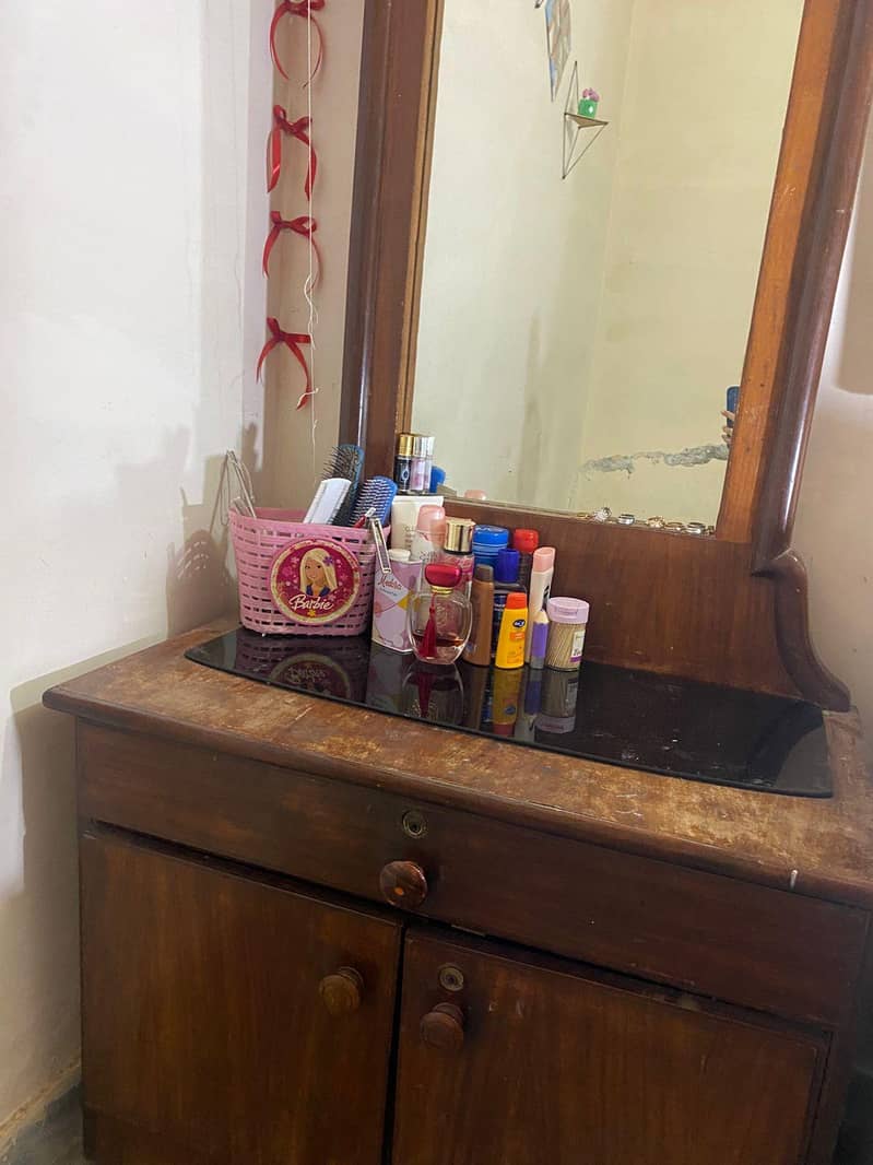 Dressing Table 2