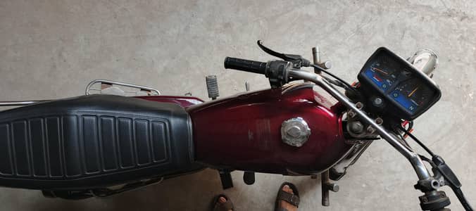 Honda CG125 2 stock 2015 model