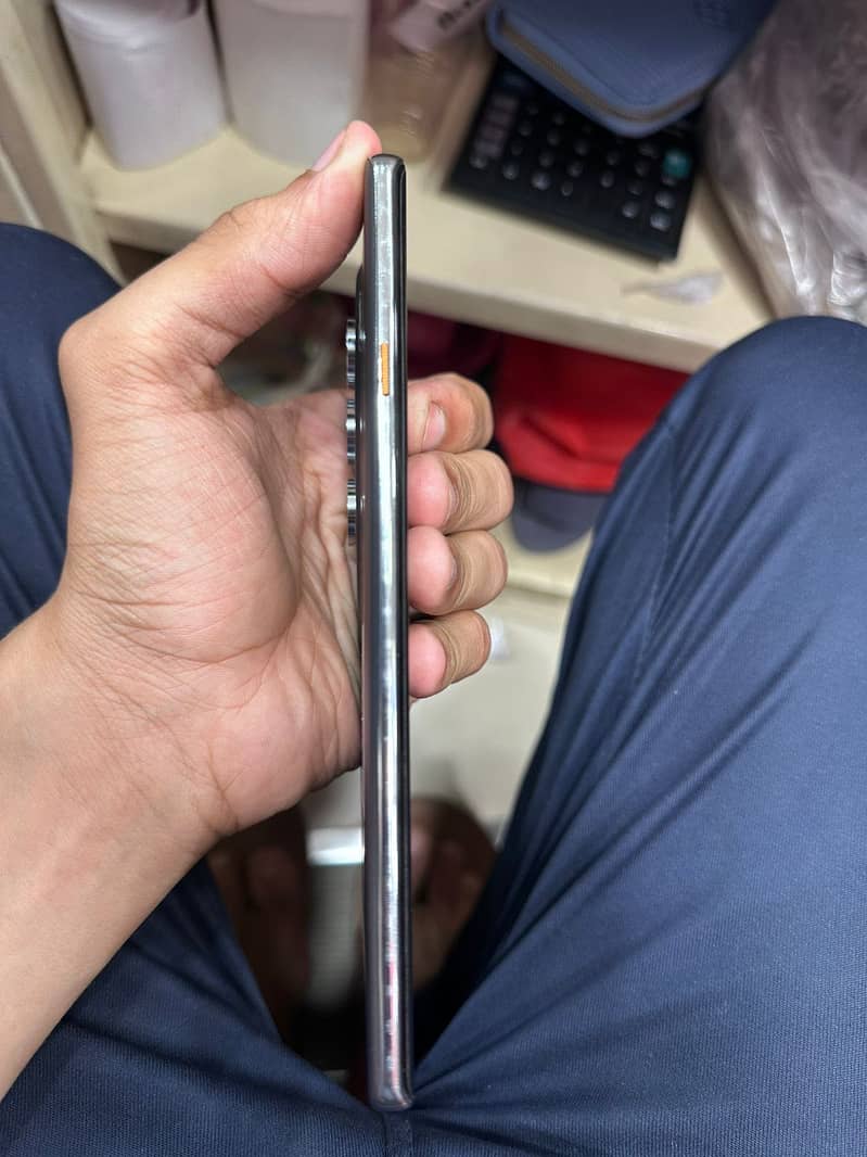 camon 40 pro 0