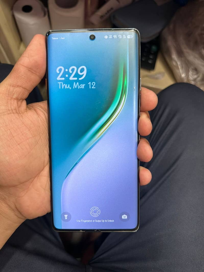 camon 40 pro 4