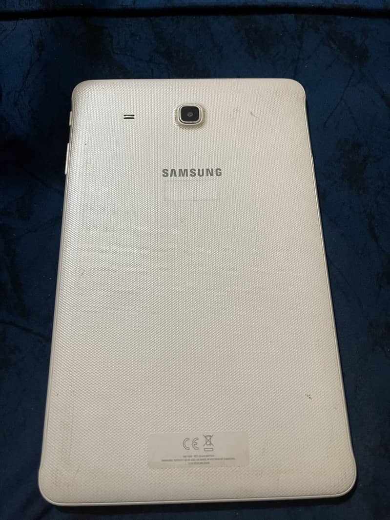 Samsung Tab E 1