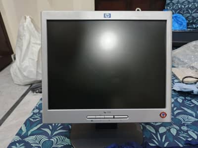 HP 1502 LCD MONITOR  15''