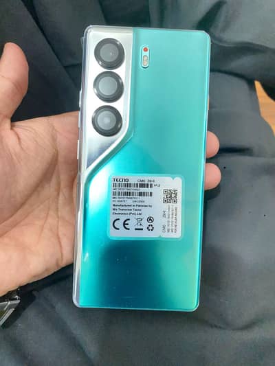 Tecno Camon 40 pro  1 week used