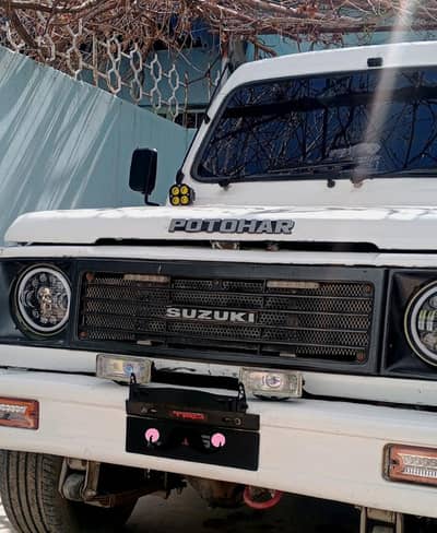 Suzuki potohar sj410