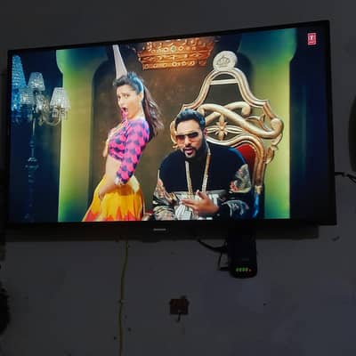 LED TV - Samsung  LCD 40 Inch