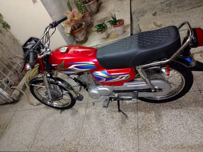 Honda CG 125 | Model 2022  Hyderabad (Red) 5 month ki h