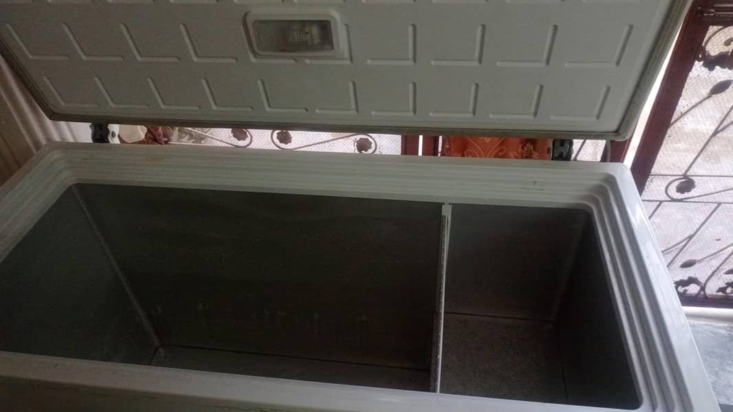 deep freezer 1