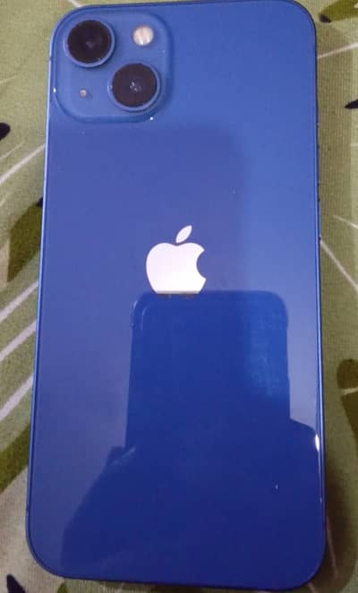 Apple iPhone 13
