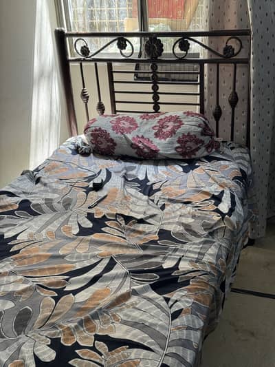 Iron bed urgent sale
